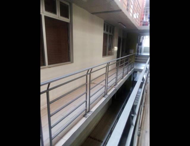 1 BEDROOM PROPERTY TO RENT IN NEWTOWN